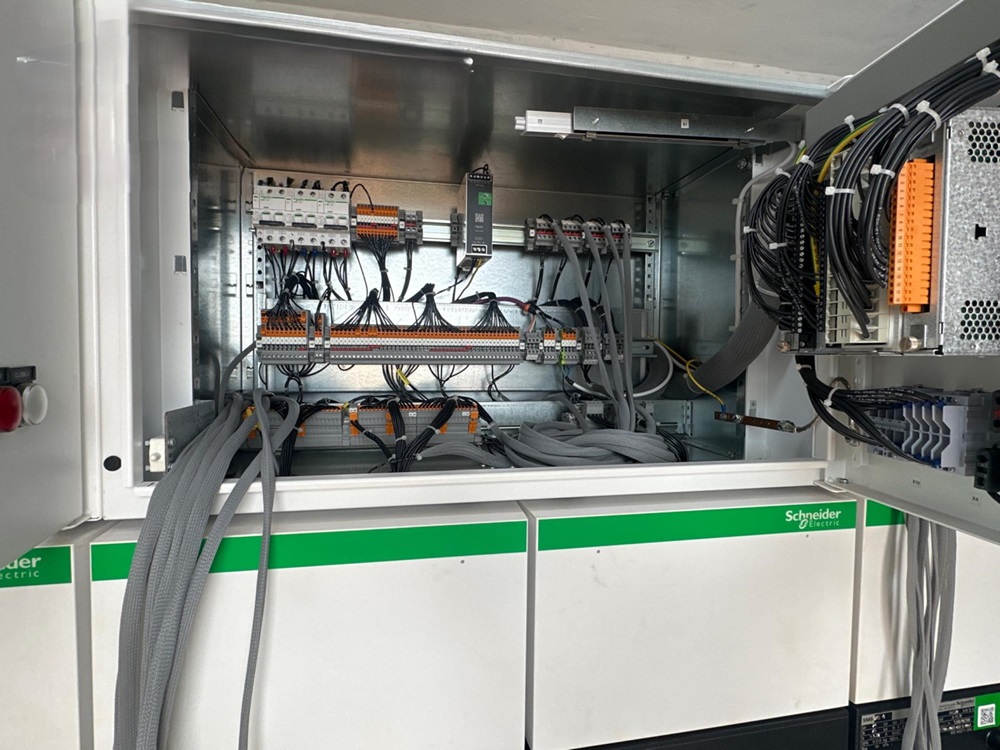 22KV Schneider Switchgear Panel Wiring 1